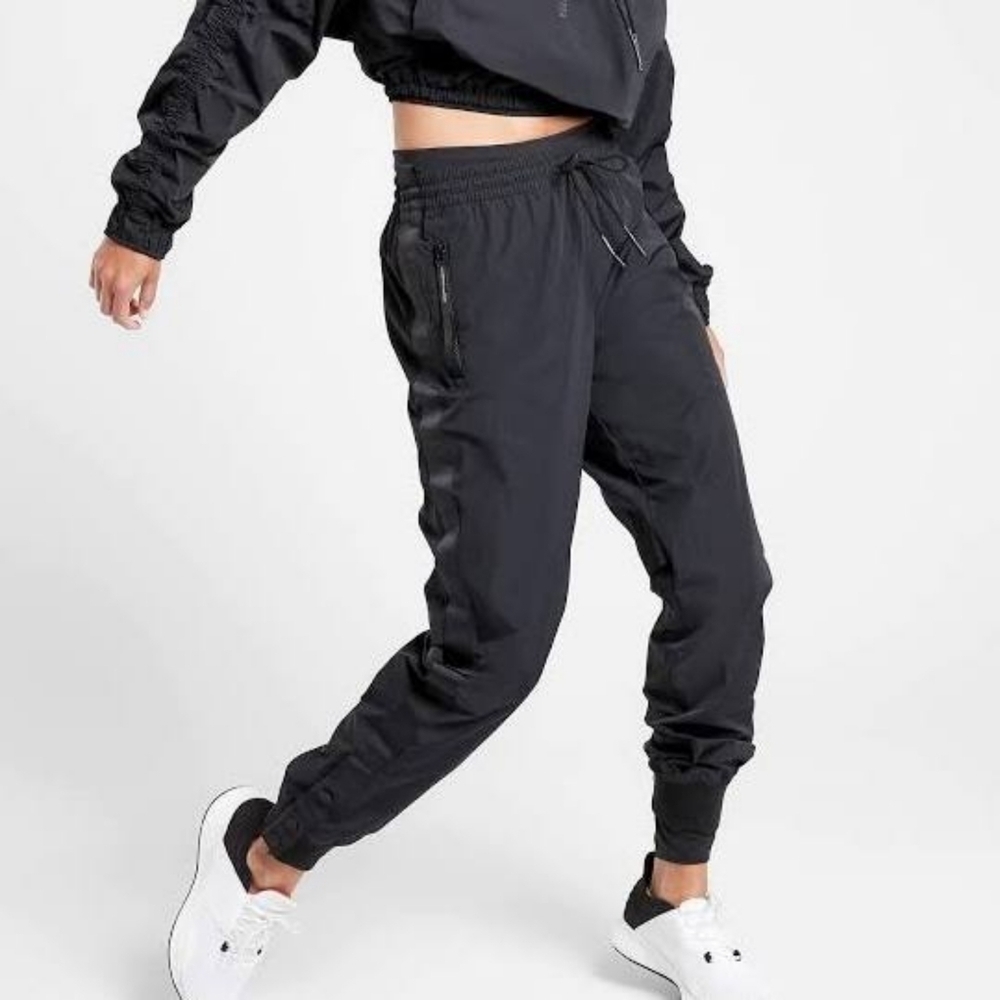 Athleta x Allyson Felix Legend Track Pants in Black Size Medium